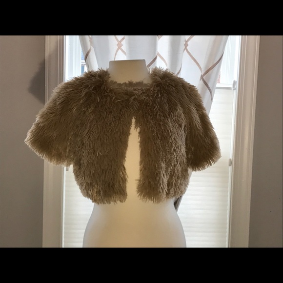 NY Collection Accessories - Faux-fur Cropped Shrug